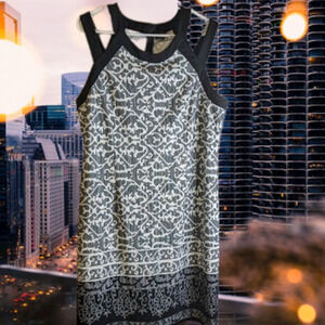 ILE 18 sleeveless, black and white, shift dress. STRETCH. Work, fall dresses